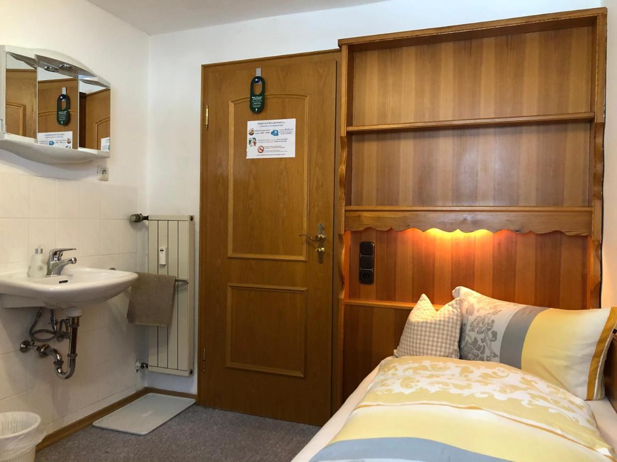 Hotel Gaestehaus Am Kurparkweg Reit im Winkl Exteriér fotografie