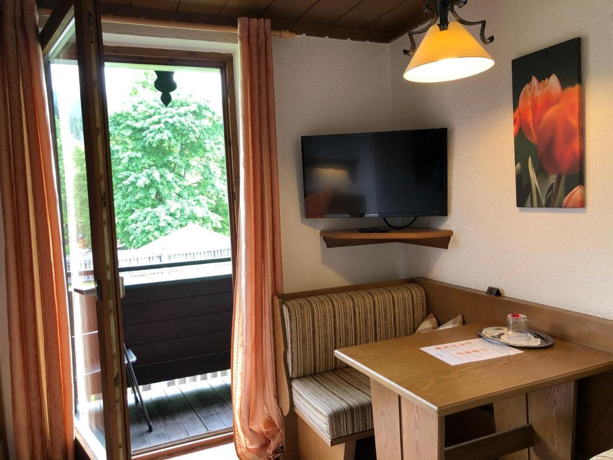 Hotel Gaestehaus Am Kurparkweg Reit im Winkl Exteriér fotografie