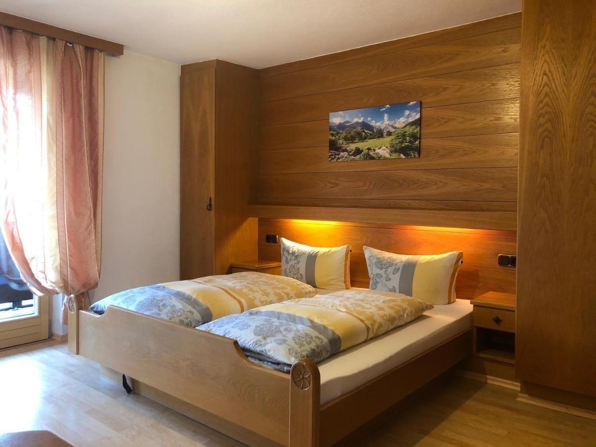 Hotel Gaestehaus Am Kurparkweg Reit im Winkl Exteriér fotografie